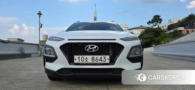 Hyundai Kona 2018 Белый двухцветный из Кореи