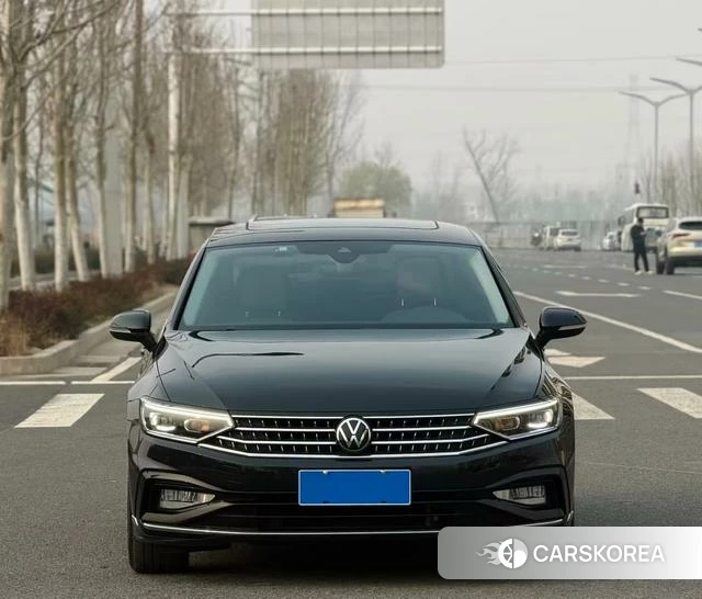Volkswagen Magotan 2023 Черный из Китая