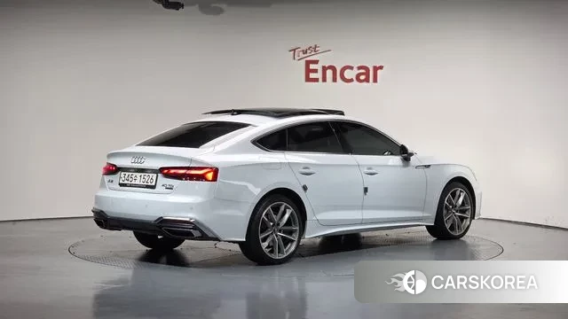 Audi A5 (F5) 2021 Белый из Кореи