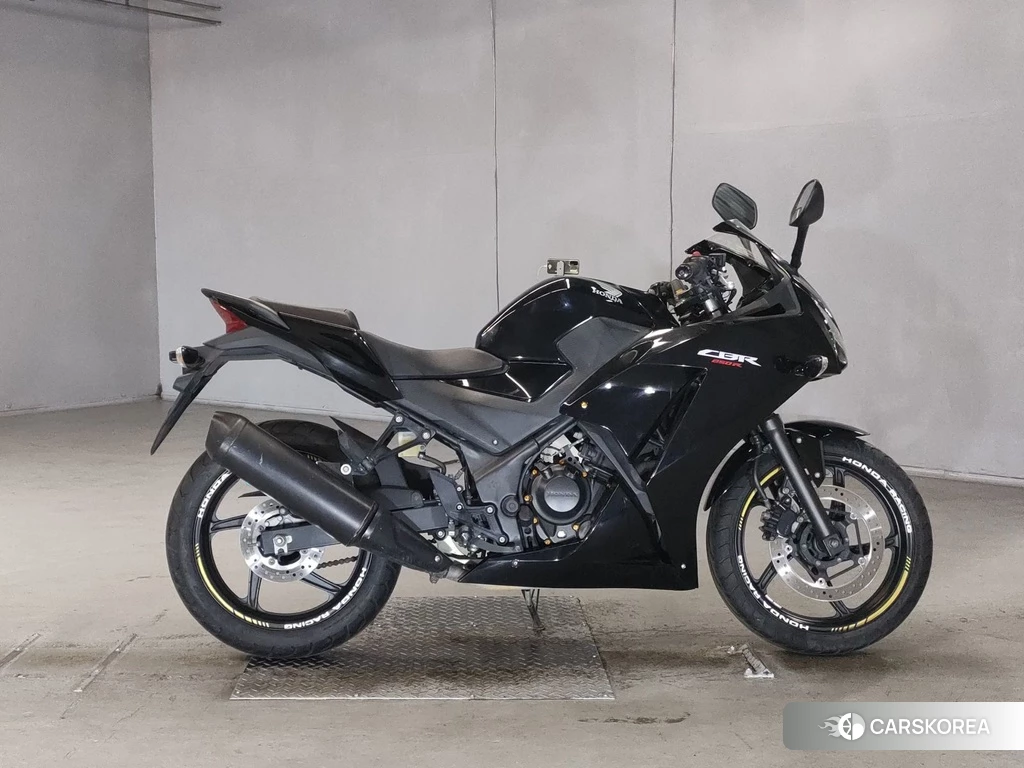 Проданный Honda CBR250R 2015 из Японии, фото 2