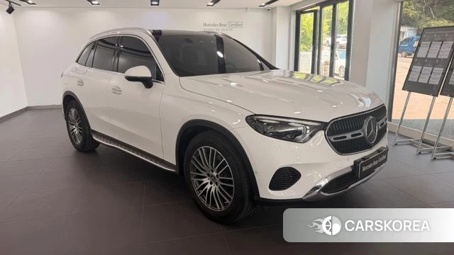 Mercedes-Benz GLC-Class X254 2025 Белый из Кореи