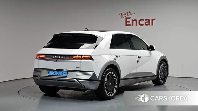 Hyundai Ionic 5 2024 Белый из Кореи