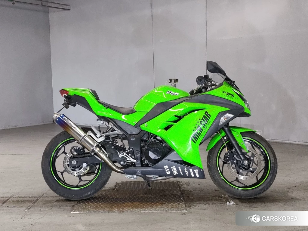 Проданный Kawasaki NINJA 250 2013 из Японии, фото 2