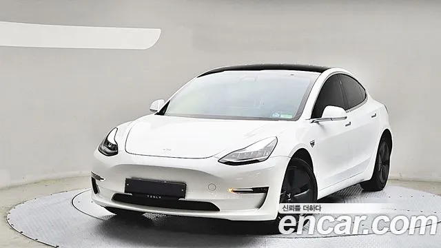 Tesla Model 3 2020 Белый из Кореи
