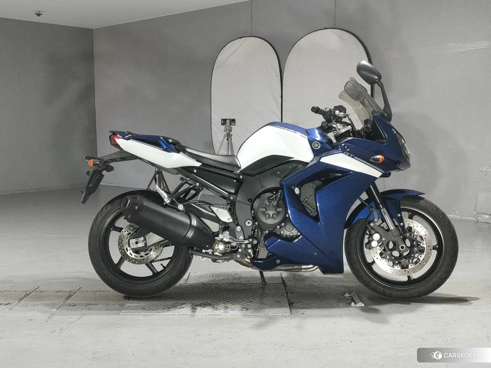 Проданный Yamaha FZ1 FEATHER GT 2014 из Японии