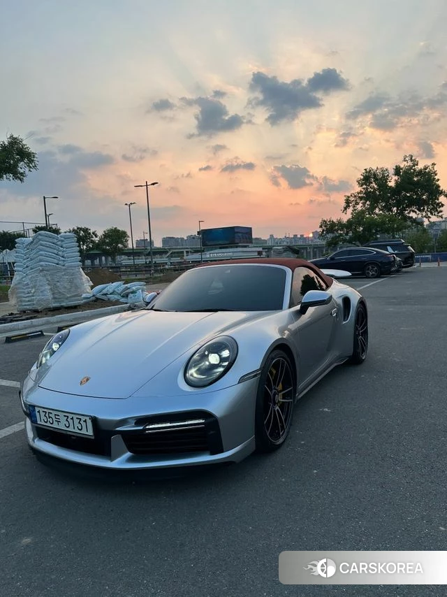 Porsche 911(992) 2021 Белый из Кореи