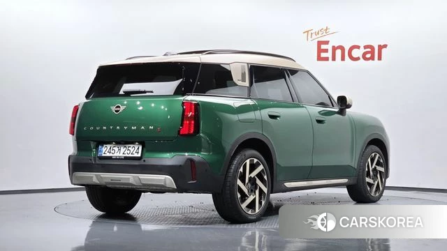 Mini Cooper S Countryman 3rd Generation 2024 Темно-зеленый из Кореи