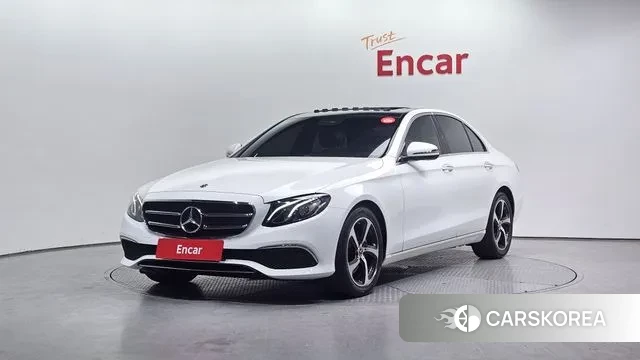 Mercedes-Benz E-Class W213 2020 Белый из Кореи