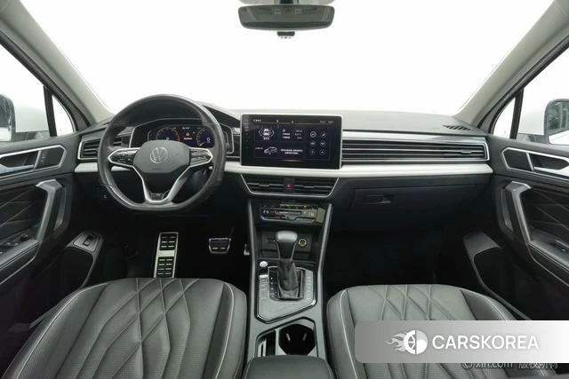 Volkswagen Tiguan L 2022 Белый из Китая