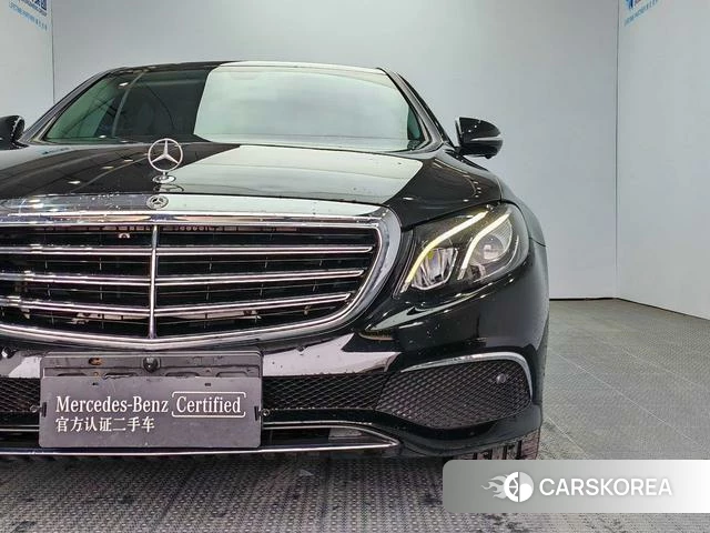 Mercedes-Benz E-class 2019 Черный из Китая