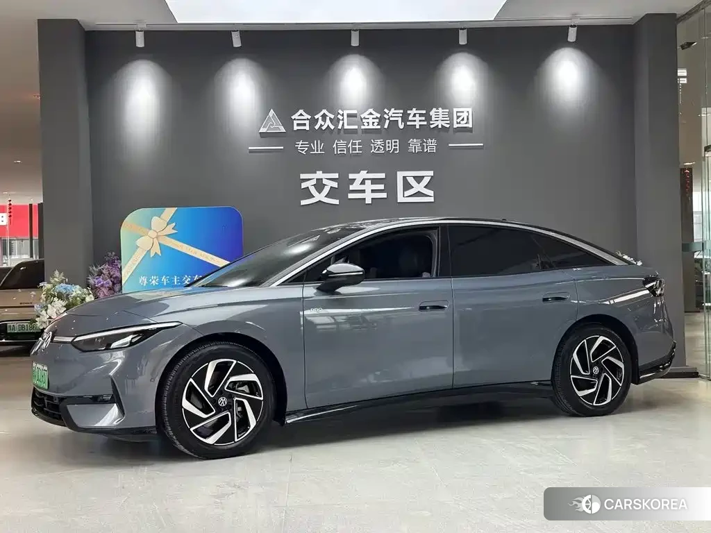 Volkswagen ID.7 VIZZION 2026 Silver/gray из Китая, фото 2