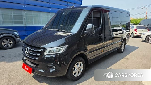 Mercedes-Benz Sprinter 2022 Черный из Кореи