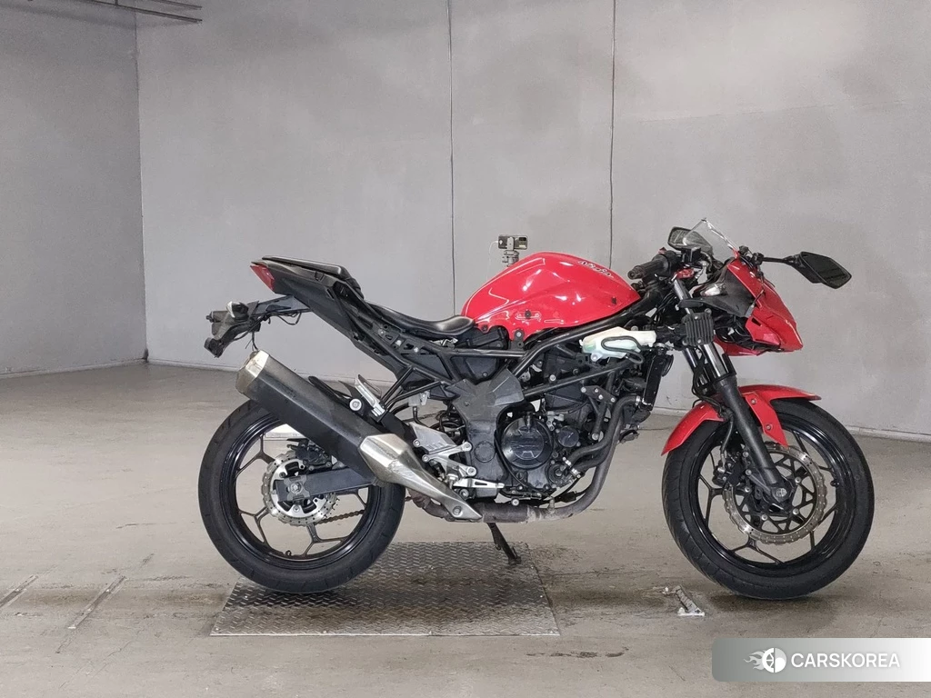 Проданный Kawasaki NINJA 250SL 2015 из Японии, фото 2