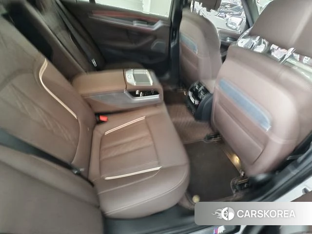 BMW 5 series 2024 Белый из Китая