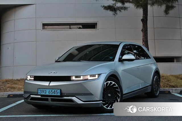 Hyundai Ionic 5 2022 Серый из Кореи