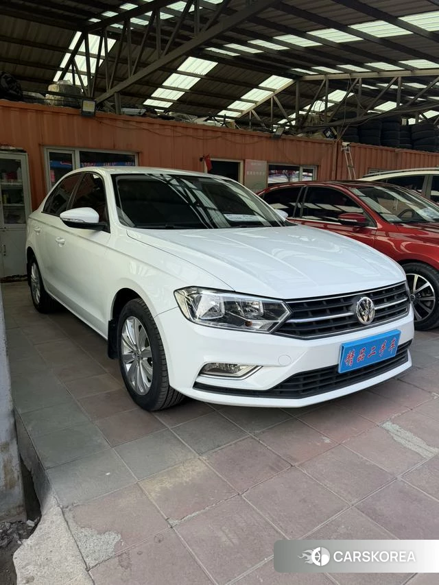 Volkswagen Bora 2021 Белый из Китая