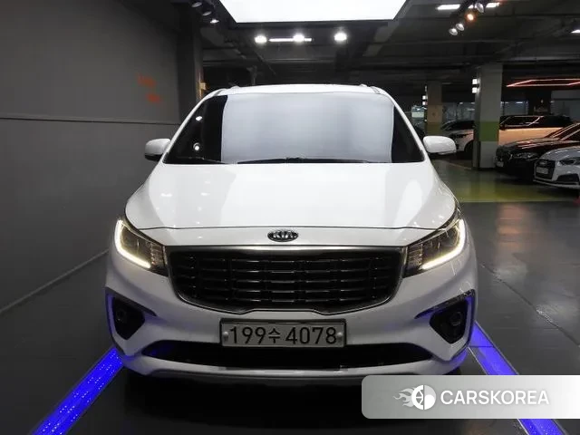 Kia The New Carnival 2018 Белый из Кореи