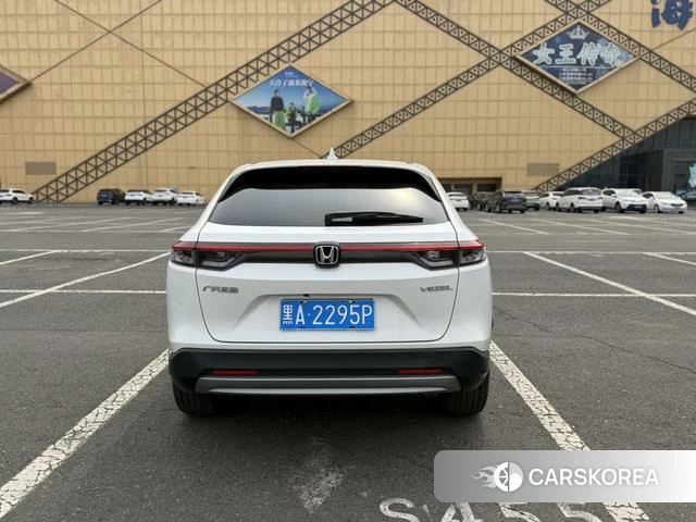 Honda Binzhi 2023 Белый из Китая