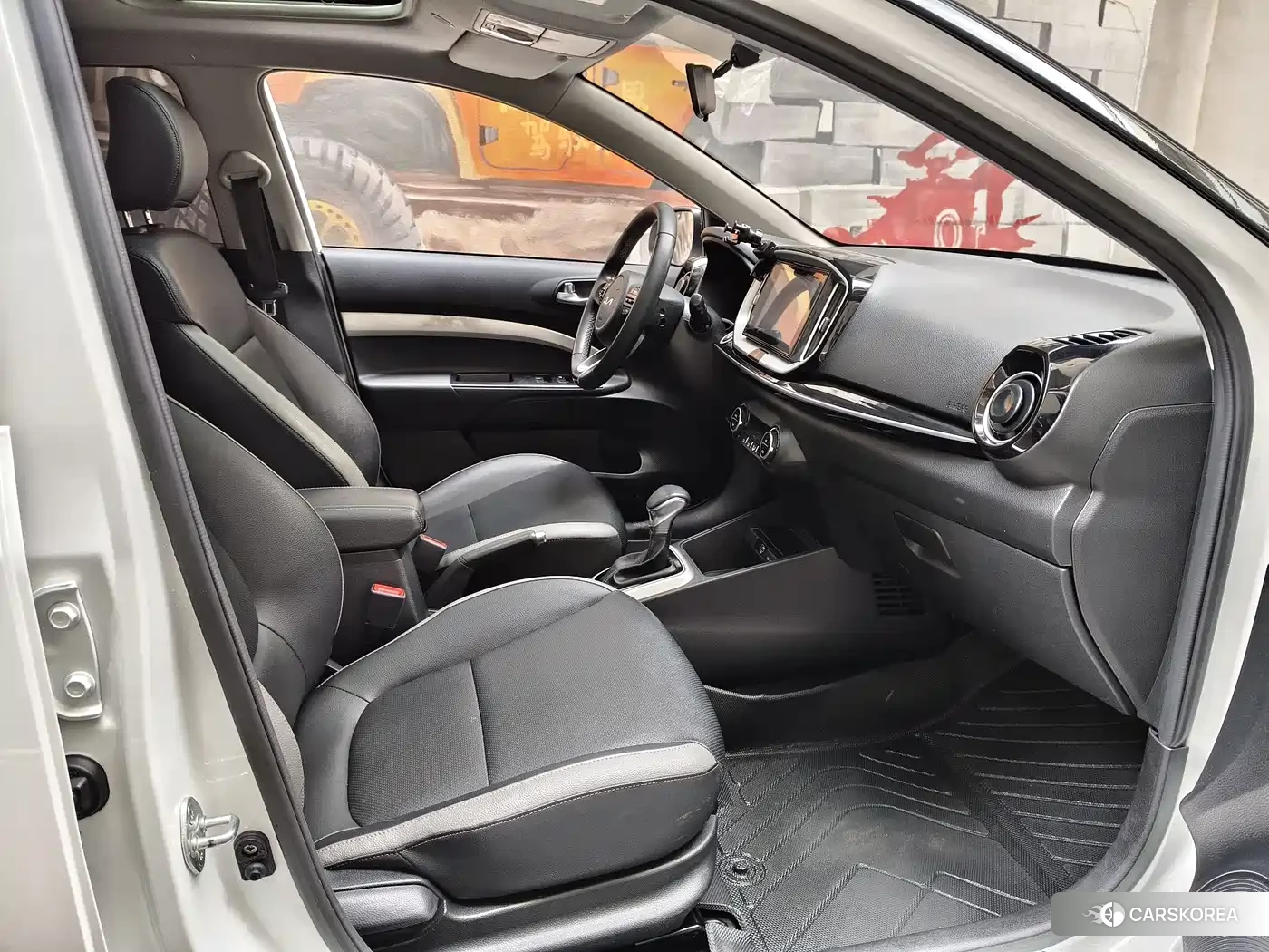 Kia KX1 2024 Белый из Китая