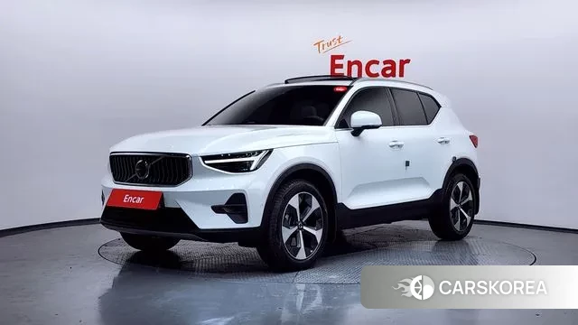 Volvo XC40 2025 Белый из Кореи