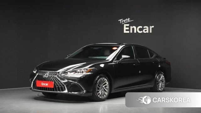 Lexus ES300h 7th generation 2023 Черный из Кореи