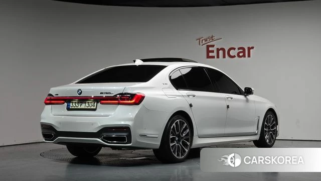 BMW 7 Series (G11) 2021 Белый из Кореи