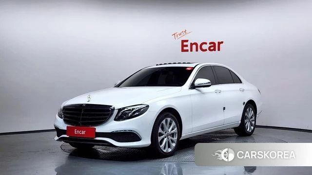 Mercedes-Benz E-Class W213 2020 Белый из Кореи