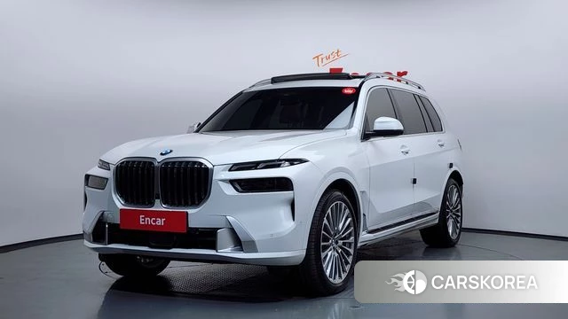 BMW X7 (G07) 2024 Белый из Кореи