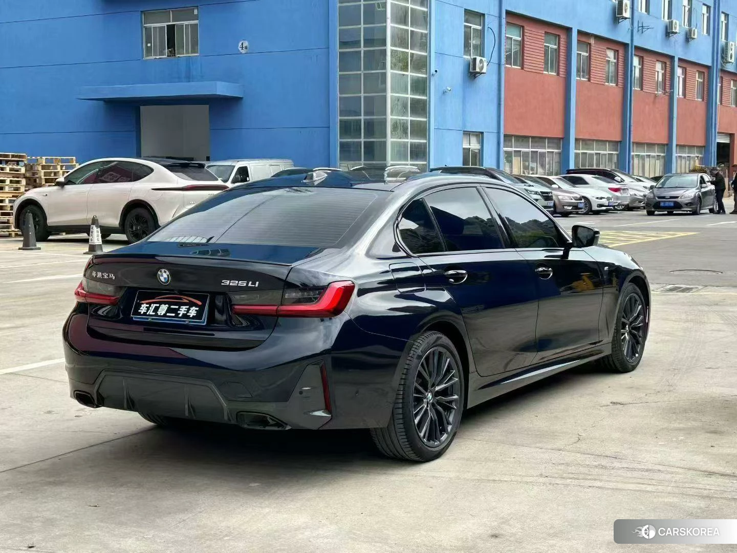 BMW 3 series 2022 Черный из Китая