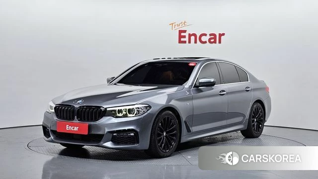 BMW 5 Series (G30) 2018 Цвет галактики из Кореи