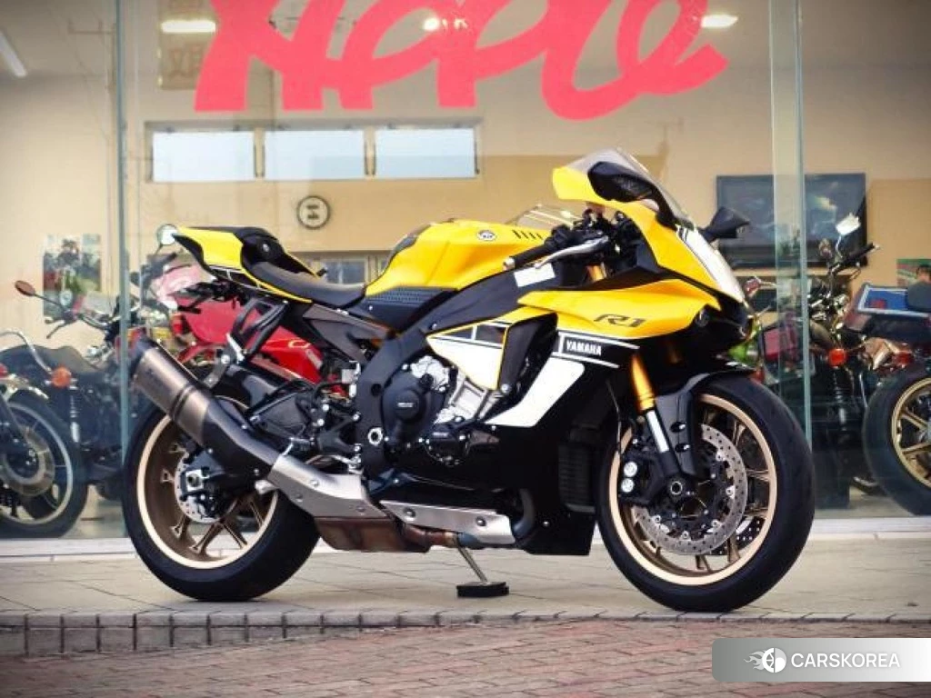 Проданный Yamaha YZF-R1 2016 из Японии
