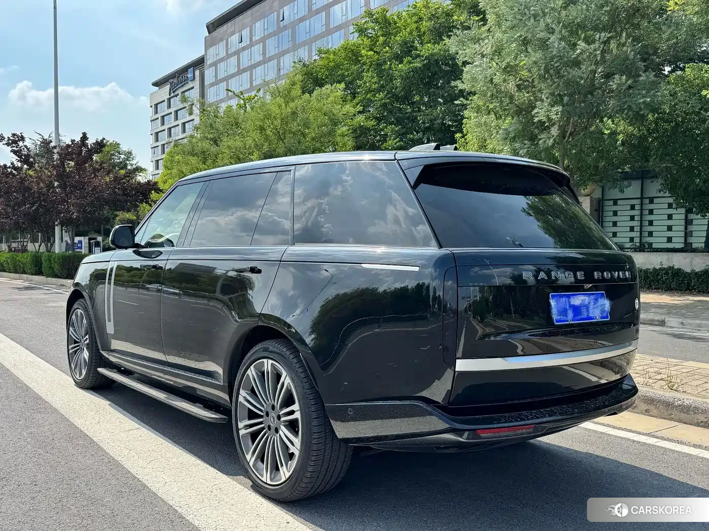 Land Rover Range Rover 2024 Черный из Китая