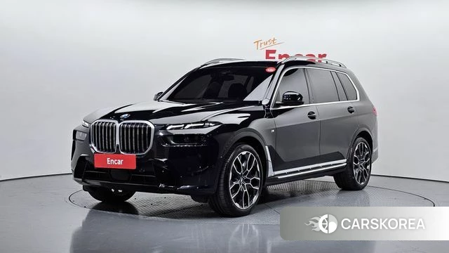 BMW X7 (G07) 2025 Черный из Кореи