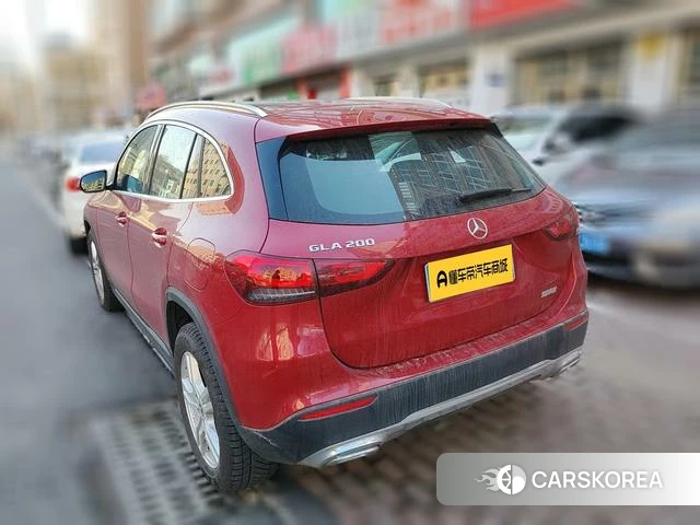 Mercedes-Benz GLA 2024 Красный из Китая