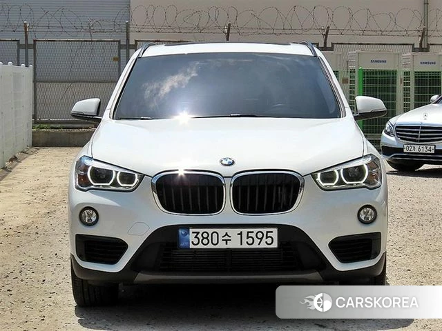 BMW X1 (F48) 2018 Белый из Кореи