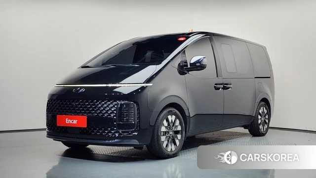 Hyundai Staria 2023 Черный из Кореи