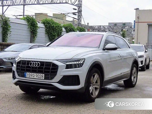 Audi Q8 (4M) 2021 Белый из Кореи