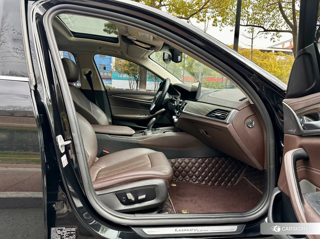 BMW 5 series PHEV 2021 Черный из Китая
