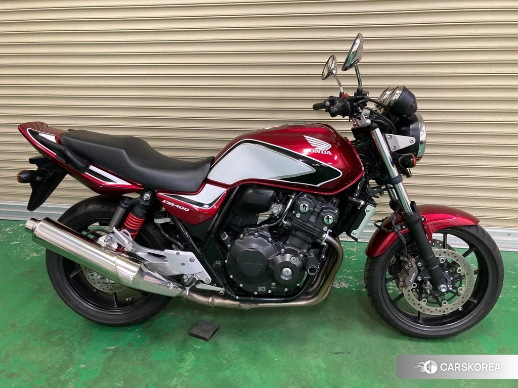 Проданный Honda CB400SF ABS 2019 из Японии, фото 2