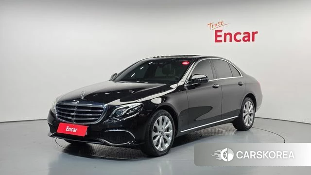 Mercedes-Benz E-Class W213 2018 Черный из Кореи