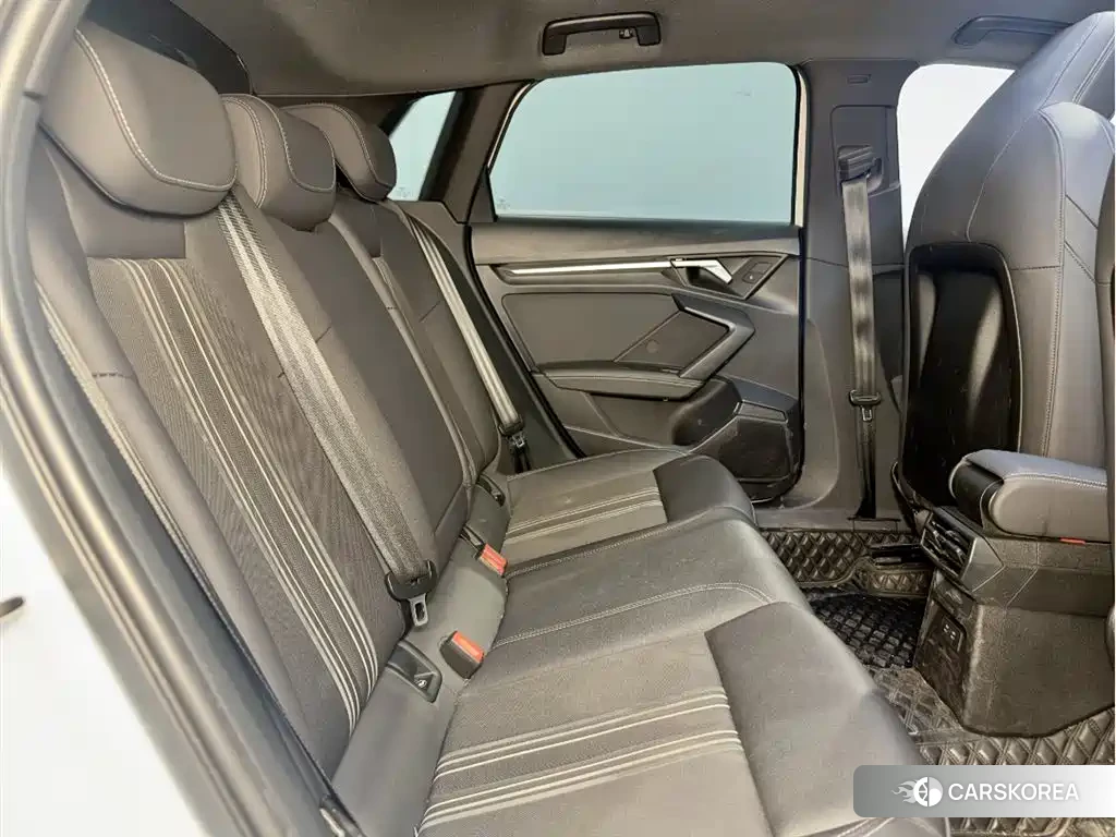 Audi A3 2022 Белый из Китая