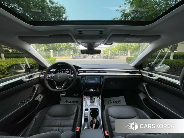 Volkswagen CC 2021 Белый из Китая