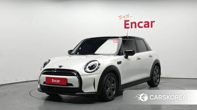 Mini Cooper 2023 Белый из Кореи