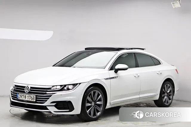 Volkswagen Arteon 2020 Белый из Кореи