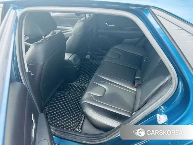 Hyundai Elantra 2021 Синий из Китая