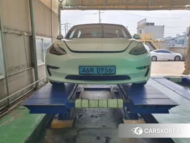 Tesla Model 3 2022 Белый из Кореи