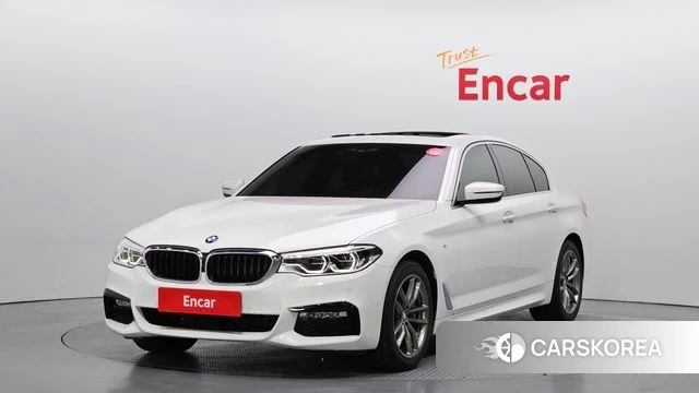 BMW 5 Series (G30) 2018 Белый из Кореи