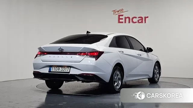 Hyundai Avante (CN7) 2021 Белый из Кореи
