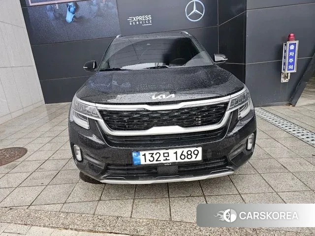 Kia Seltos 2022 Черный из Кореи