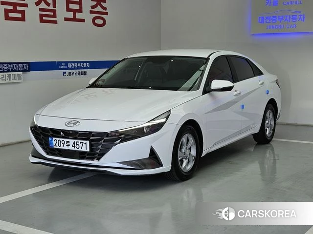 Hyundai Avante (CN7) 2021 Белый из Кореи